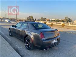 كرايسلر 300